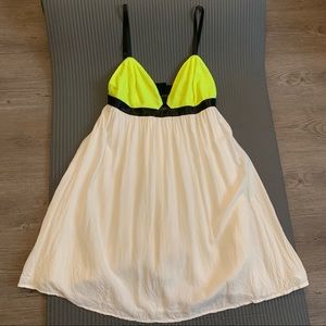 Material Girl Flowy Dress Sz S